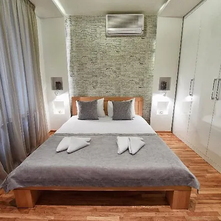 Hotel 2